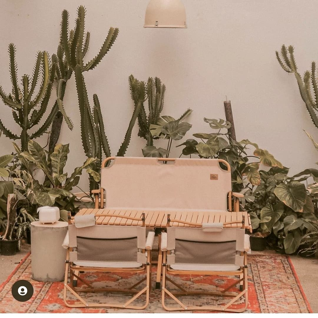 Monster. A Garden Cafe