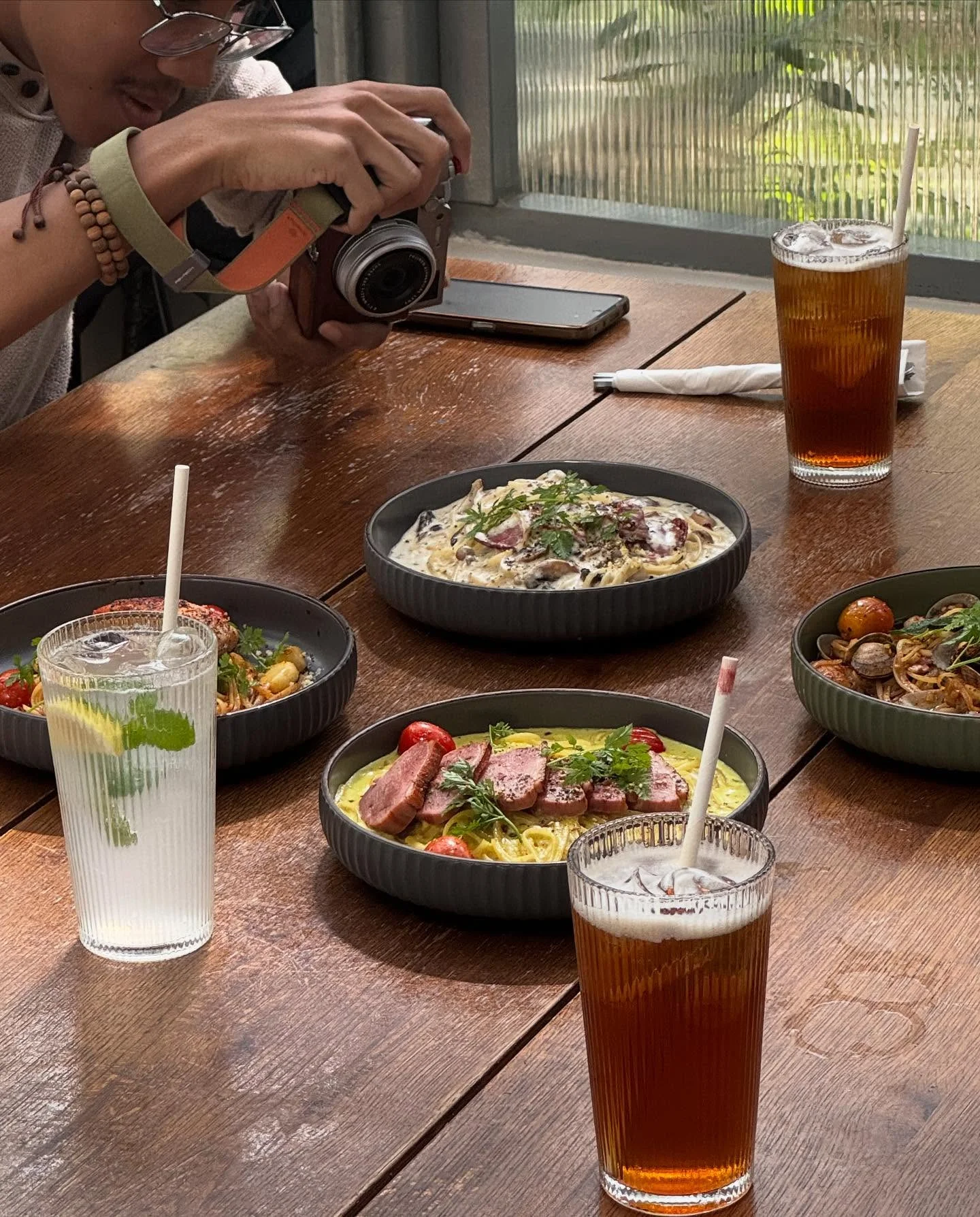 The Glasshopper photo 3