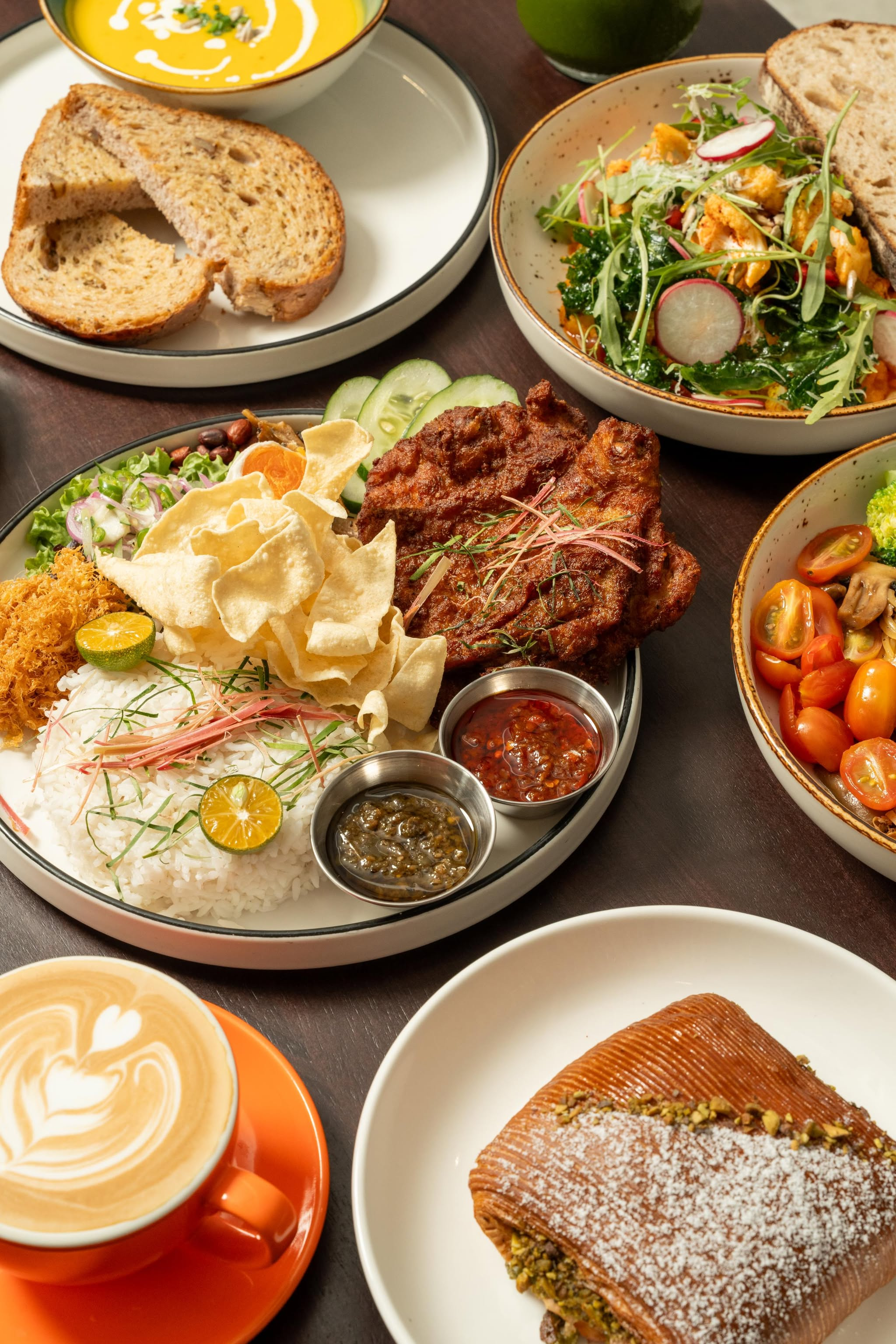 Noon Viennoiserie Cafe photo 2