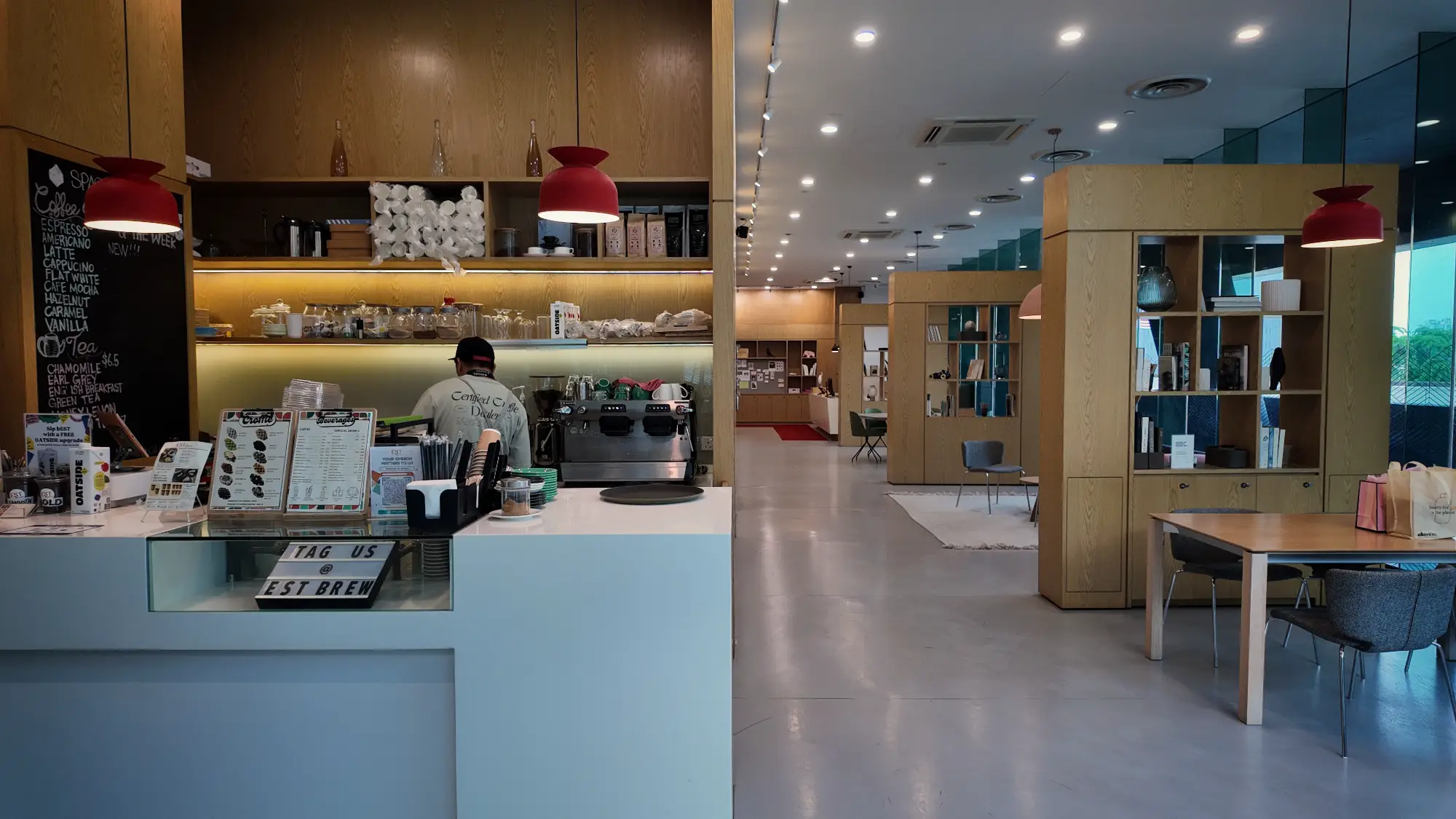 EST BREW (Spaces Platinum Sentral) photo 3