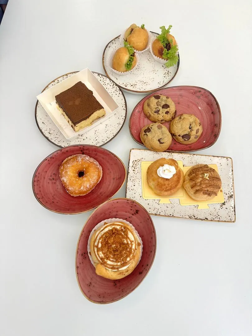 Le Guilty Cafe photo 2