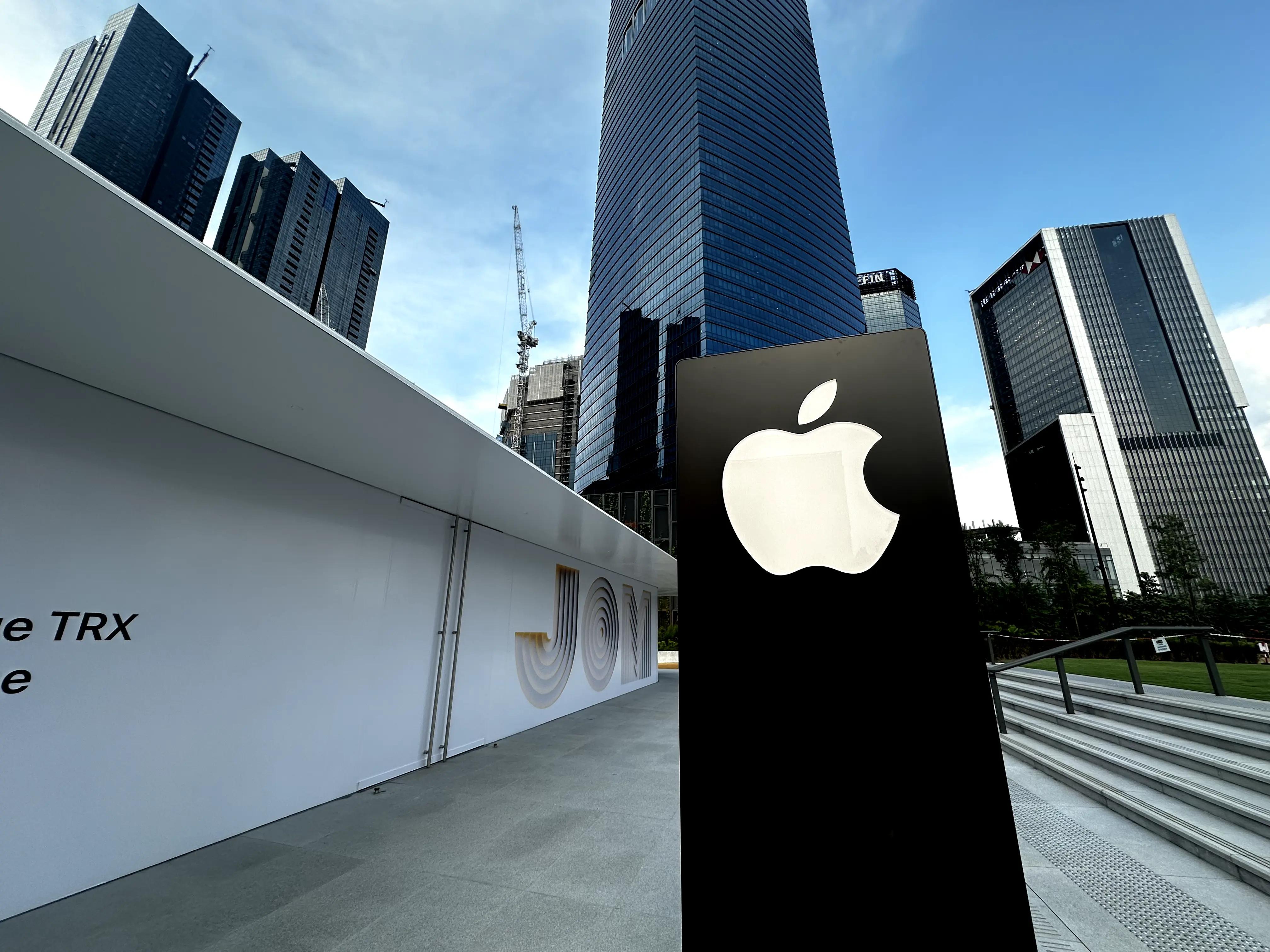 The iconic black sign, a teaser of the upcoming Apple Store coming 22nd June